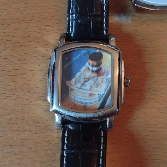 😄New Watch Bonus Lot - Picture 2 of 3